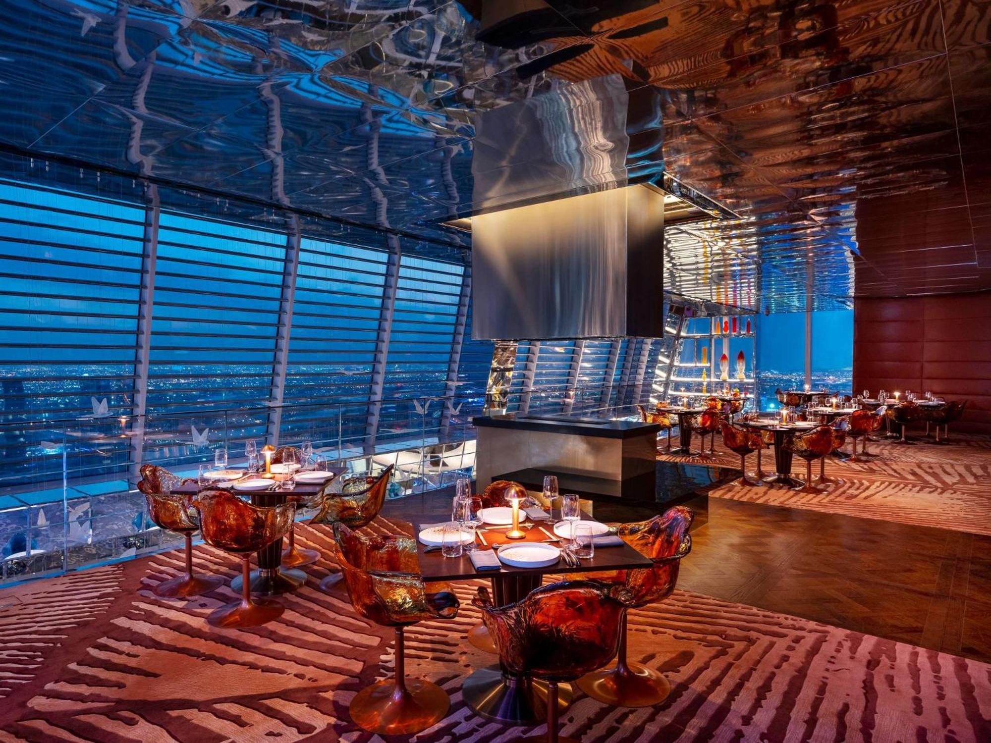 Готель Fairmont Doha Lusail Екстер'єр фото The interior of the restaurant